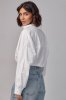 Удлиненная женская рубашка в стиле oversize - 05213 белая