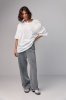 Удлиненная футболка oversize с объемным цветком - 12378 белая